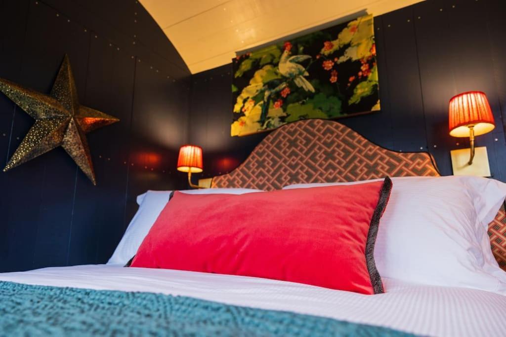 Toadland Shepherd Huts Durham Zewnętrze zdjęcie