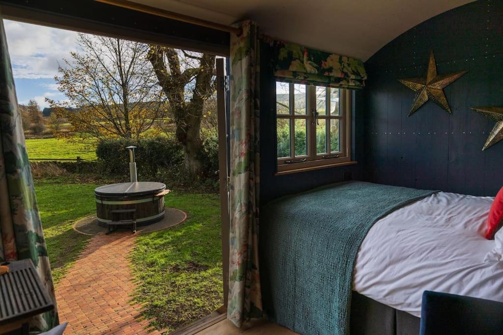 Toadland Shepherd Huts Durham Zewnętrze zdjęcie